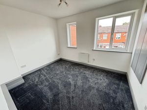 Bedroom- click for photo gallery
